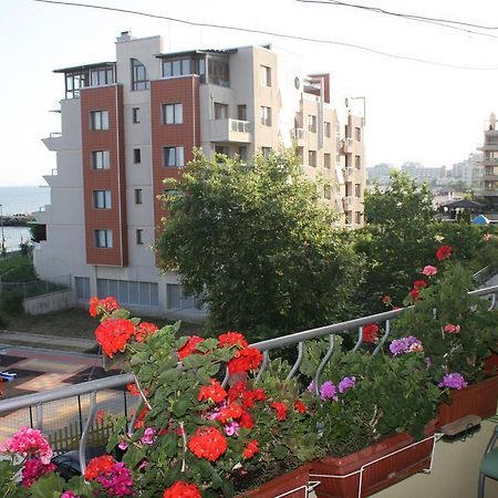 Homestay Kostadinov 帕莫瑞 外观 照片
