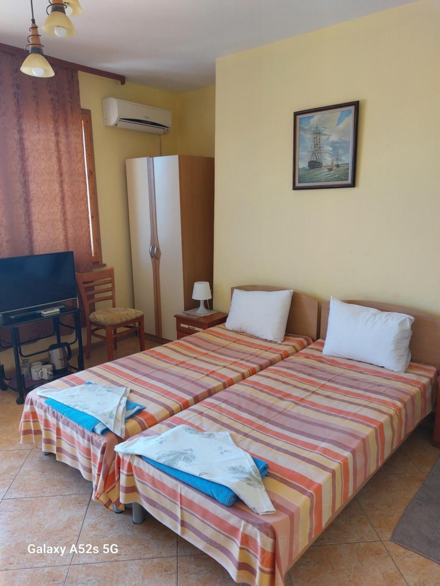 Homestay Kostadinov 帕莫瑞 外观 照片